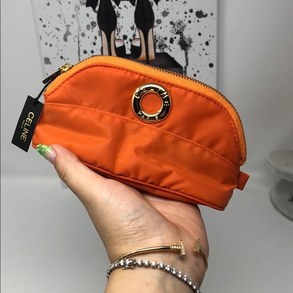 ✨SALE 2️⃣0️⃣0️⃣ NWT Celine Cosmetic Bag✨ - Picture 4 of 8